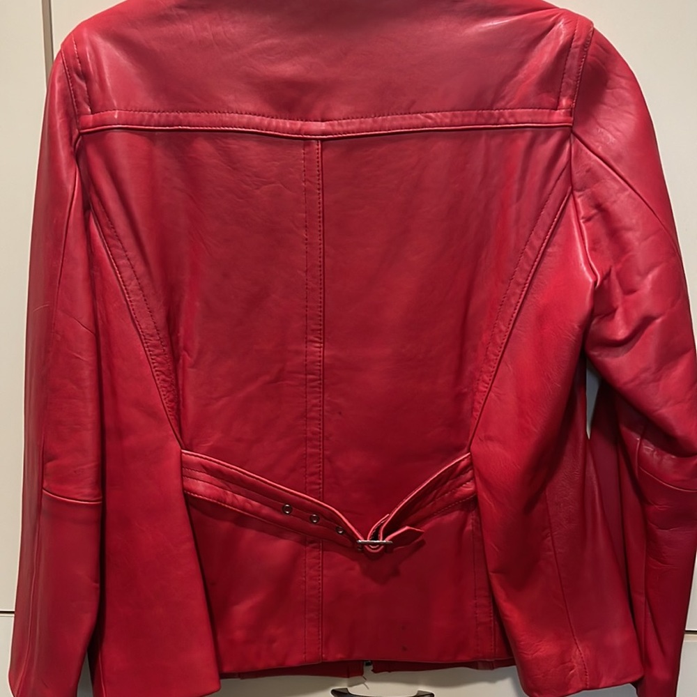 Red leather jacket - Picture 2 of 6